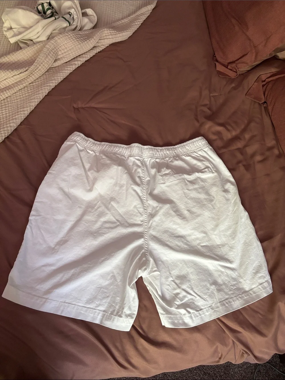 Old Navy White Men’s Drawstring Cotton Hybrid Shorts